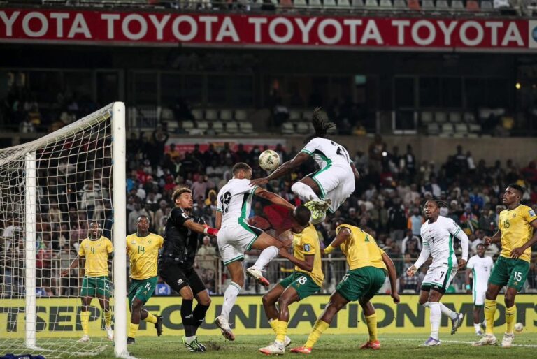 Afrique du Sud 1–1 Nigeria : les Bafana Bafana tout proches du Mondial, les Super Eagles en sursis