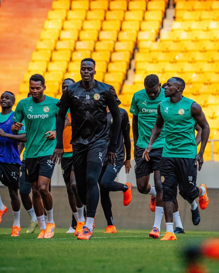 🇸🇳 Sénégal : Idrissa Gana Gueye souligne l&rsquo;importance du lien avec le public dakarois