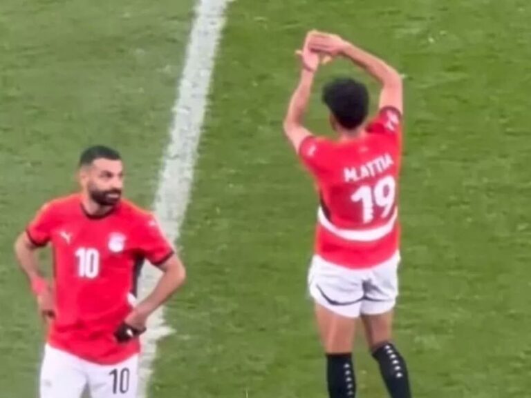 Geste polémique contre l’arbitre : la CAF suspend Attia après Égypte–Sénégal