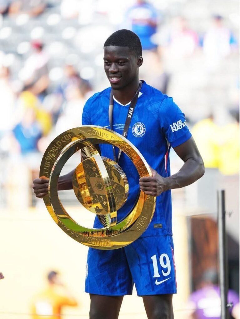 Chelsea: l&rsquo;idée de rappeler Mamadou Sarr évoqué en coulisse?