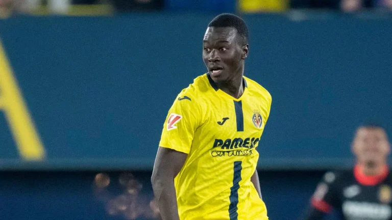 Villarreal rassuré : Pape Gueye sera présent contre le FC Barcelone