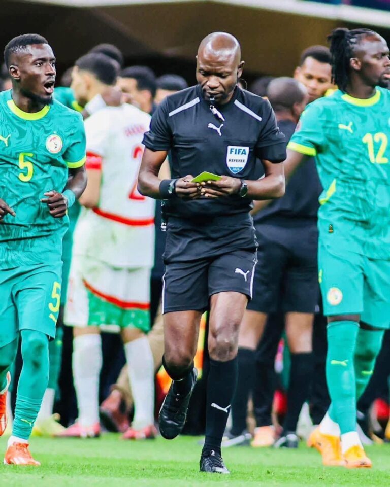 🚨 CAN 2025 : Christophe Dugarry démonte la décision de la CAF