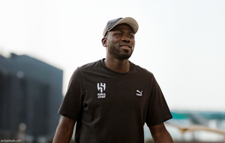 Coup dur pour Al-Hilal : Kalidou Koulibaly forfait avant un choc décisif